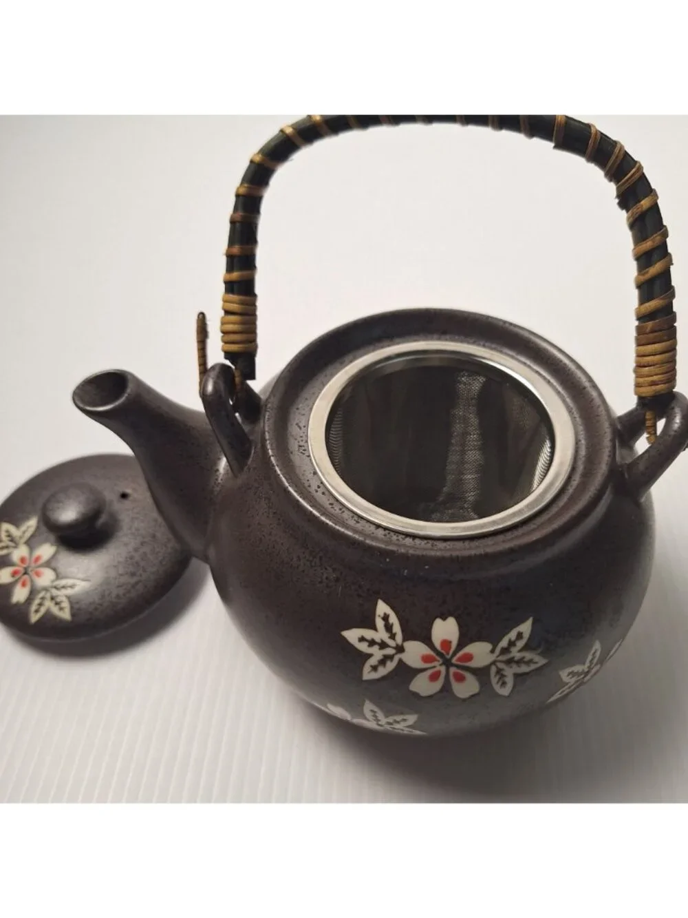 JAPANESE KUTANI WARE STRAINER CEREMONIAL SAKI STYLE TEAPOT CUPS PORCELAIN WICKER